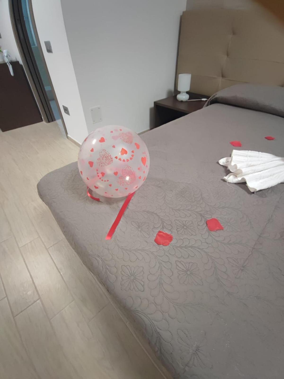 Piazza Dante Hotell Taranto Exteriör bild